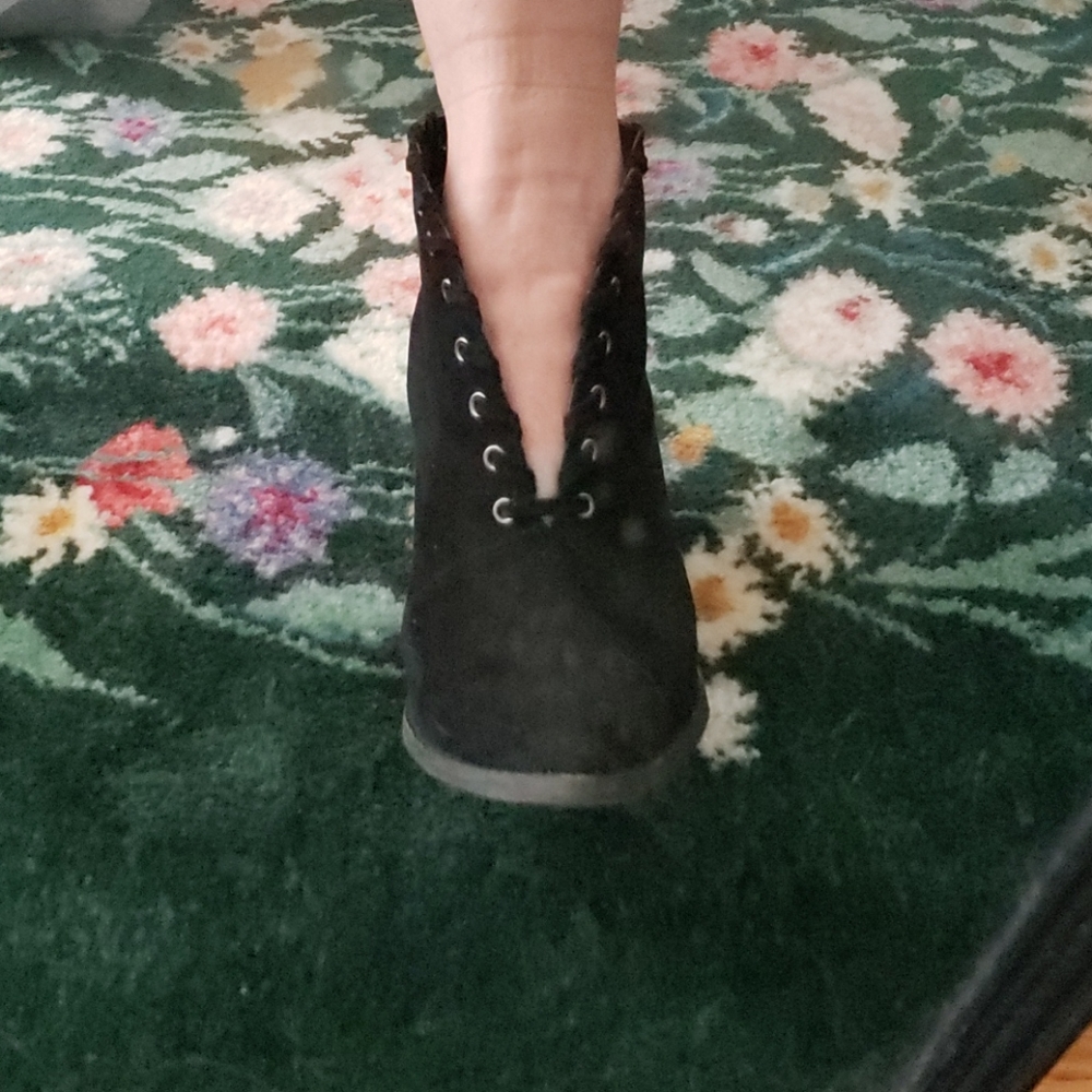 Booties - Picture 13 of 13